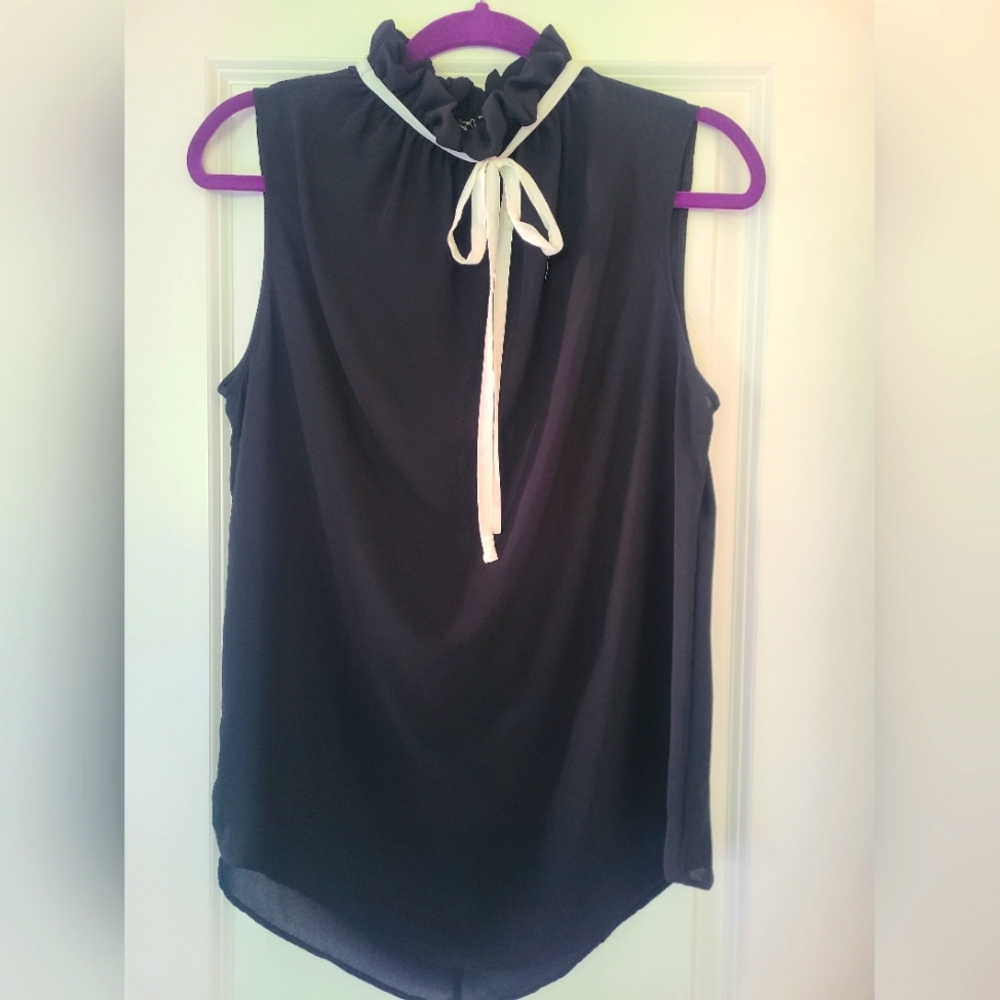 Sweat Pea by NY&C Sleeveless Blouse with Ruffled Collar and Tie